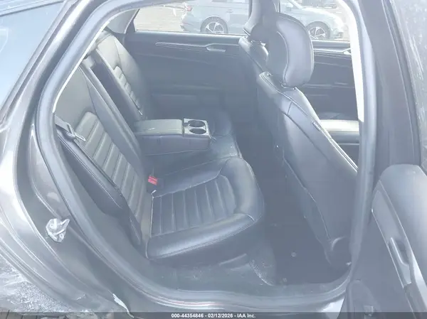 3FA6P0T99HR371630 2017 FORD FUSION - Image 8