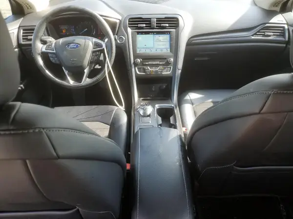 3FA6P0T99JR135579 2018 FORD FUSION - Image 8