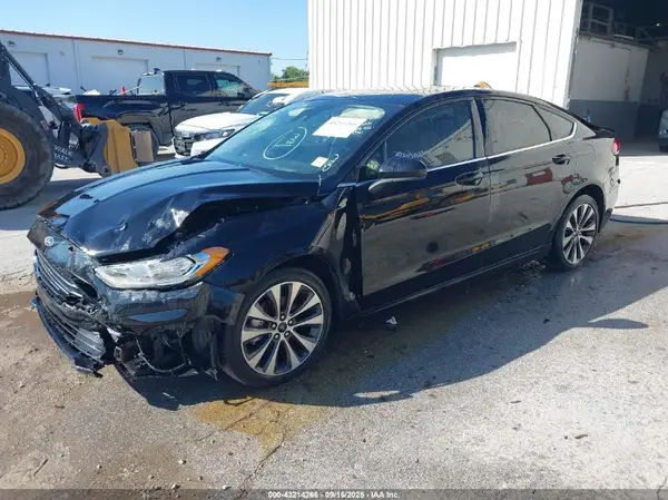 3FA6P0T99KR252936 2019 FORD FUSION - Image 2