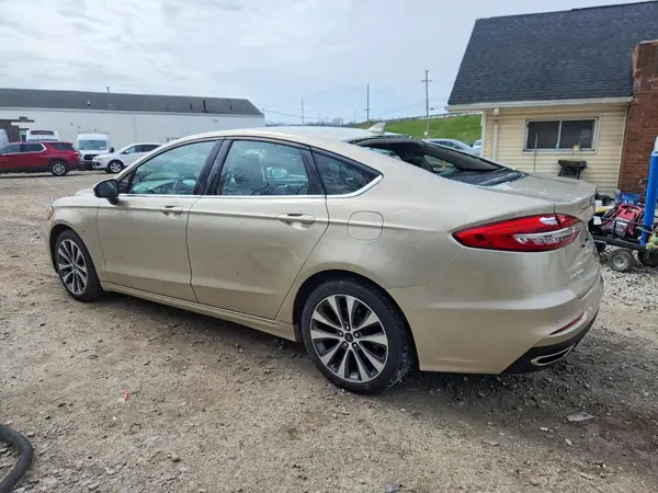 3FA6P0T99KR270725 2019 FORD FUSION - Image 2