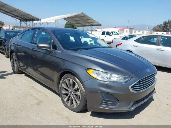 3FA6P0T99LR173347 2020 FORD FUSION - Image 1