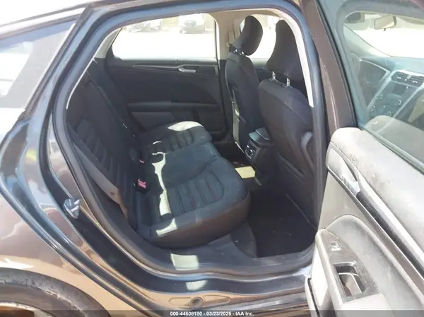3FA6P0T9XGR127001 2016 FORD FUSION - Image 8