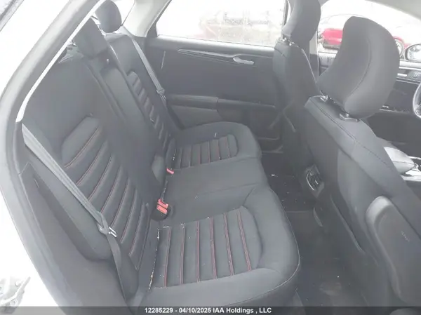 3FA6P0T9XGR137186 2016 FORD FUSION - Image 8