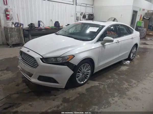 3FA6P0T9XGR181382 2016 FORD FUSION - Image 2