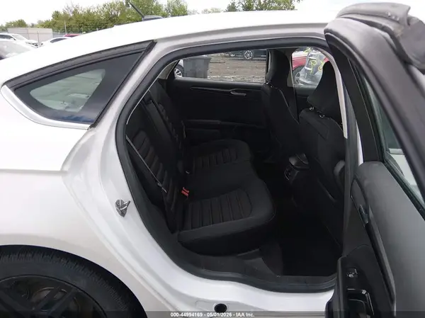 3FA6P0T9XGR310608 2016 FORD FUSION - Image 8