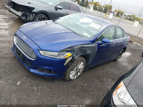 3FA6P0T9XGR322581 2016 FORD FUSION - Image 2