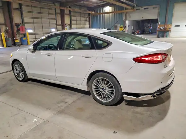 3FA6P0T9XGR340059 2016 FORD FUSION - Image 2