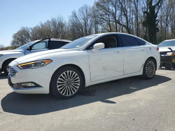 3FA6P0T9XHR121538 2017 FORD FUSION - Image 1