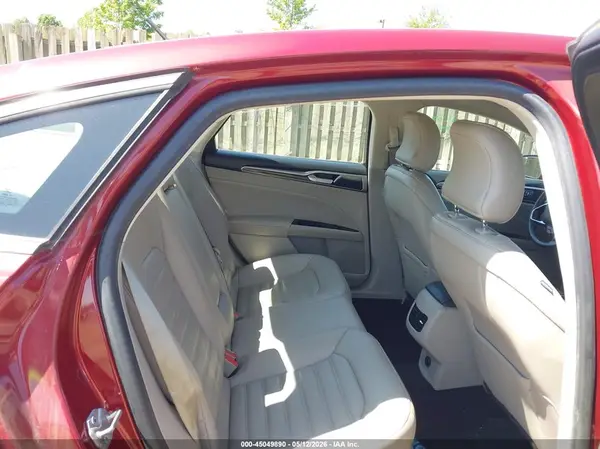3FA6P0T9XHR166477 2017 FORD FUSION - Image 8