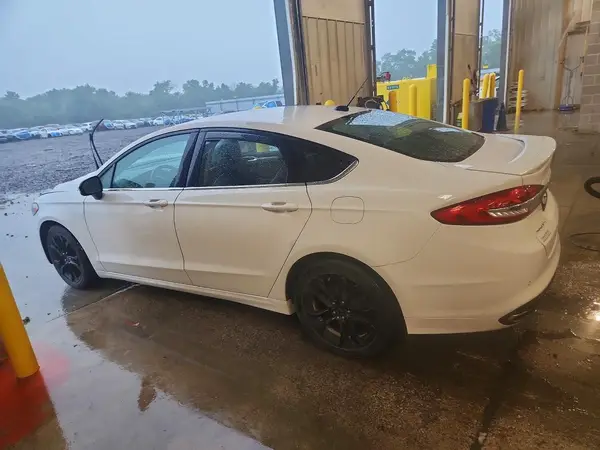 3FA6P0T9XHR196370 2017 FORD FUSION - Image 2