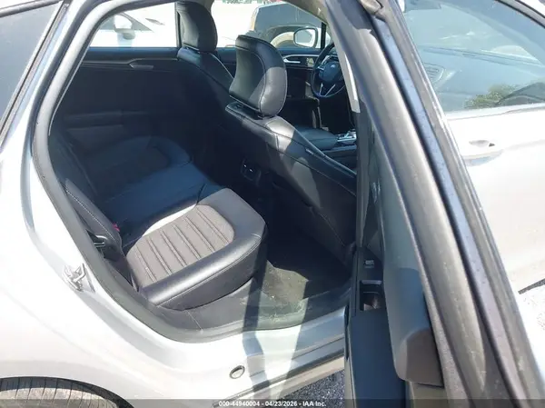 3FA6P0T9XHR207903 2017 FORD FUSION - Image 8
