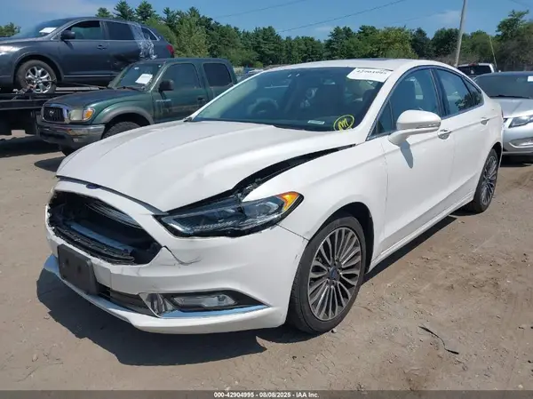 3FA6P0T9XHR211093 2017 FORD FUSION - Image 2