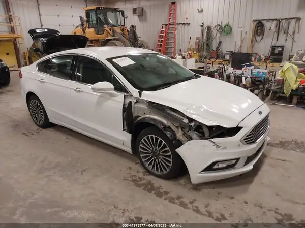 3FA6P0T9XHR263758 2017 FORD FUSION - Image 1