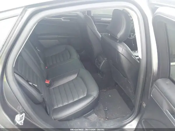 3FA6P0T9XJR135901 2018 FORD FUSION - Image 8