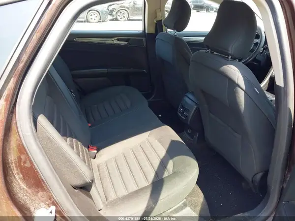 3FA6P0T9XKR157172 2019 FORD FUSION - Image 8