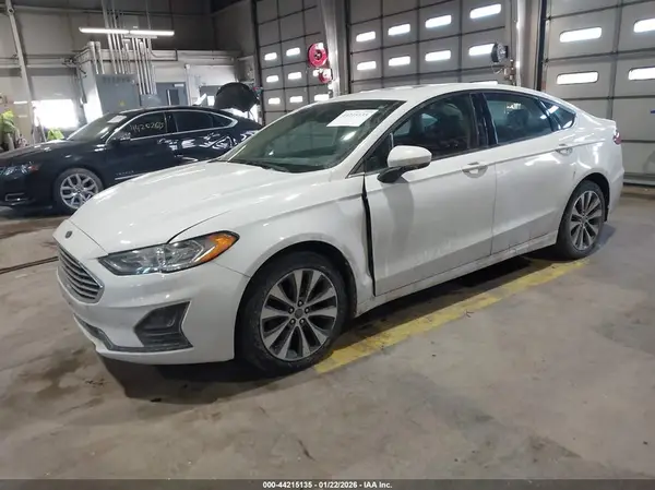 3FA6P0T9XLR190724 2020 FORD FUSION - Image 2