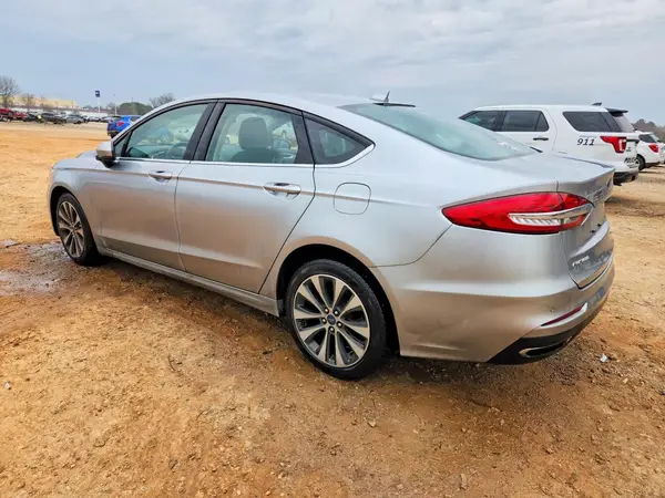 3FA6P0T9XLR203696 2020 FORD FUSION - Image 2
