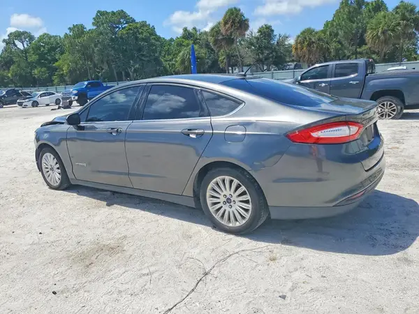3FA6P0UU0GR126992 2016 FORD FUSION - Image 2