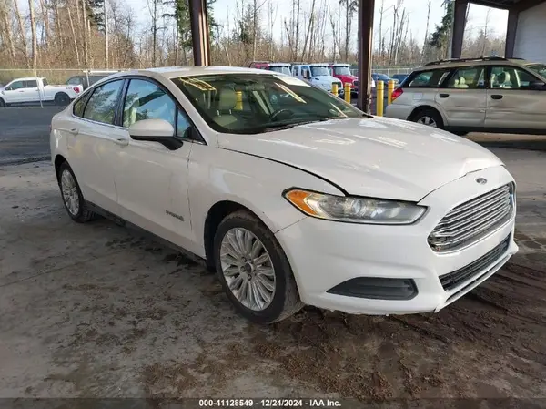 3FA6P0UU0GR157837 2016 FORD FUSION - Image 1