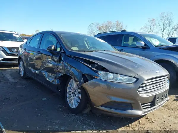 3FA6P0UU0GR292719 2016 FORD FUSION - Image 1