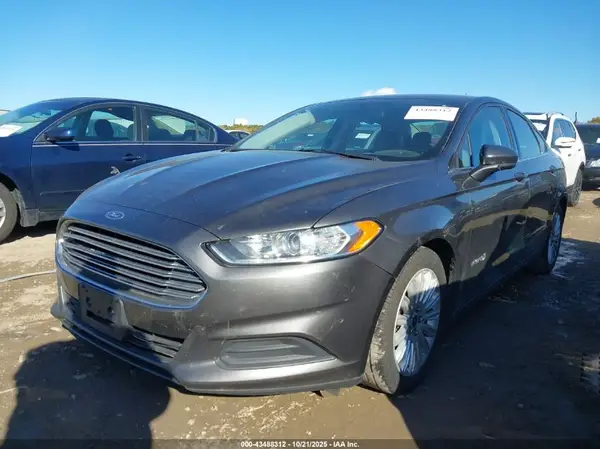 3FA6P0UU0GR292719 2016 FORD FUSION - Image 2