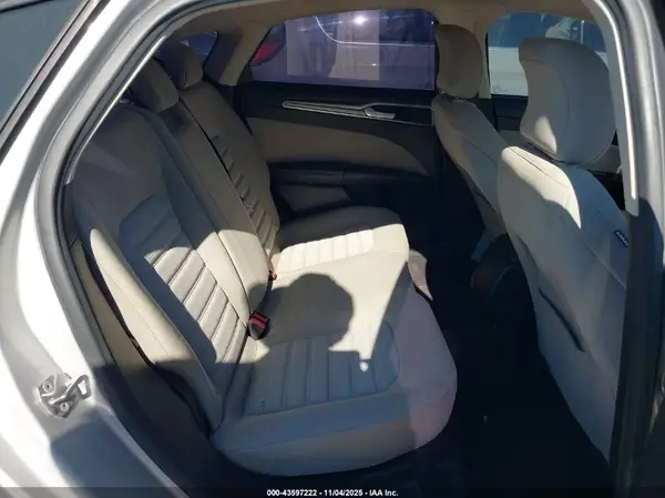 3FA6P0UU0HR147035 2017 FORD FUSION - Image 8