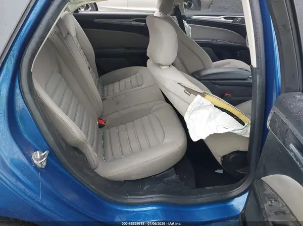 3FA6P0UU0JR100271 2018 FORD FUSION - Image 8