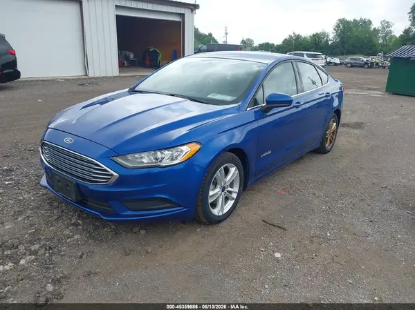 3FA6P0UU0JR100318 2018 FORD FUSION - Image 2