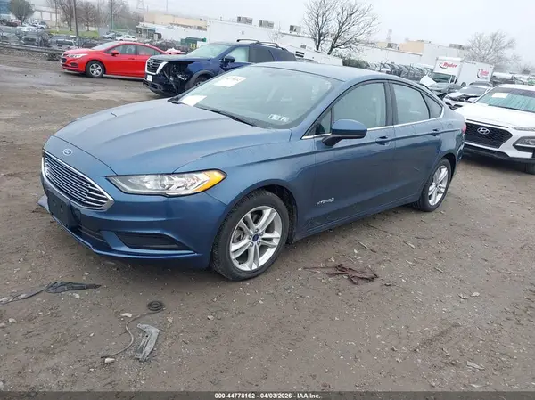 3FA6P0UU0JR148935 2018 FORD FUSION - Image 2