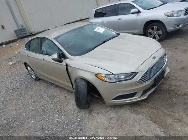 3FA6P0UU0JR157005 2018 FORD FUSION - Image 1