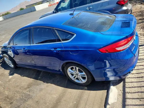 3FA6P0UU0JR167730 2018 FORD FUSION - Image 2