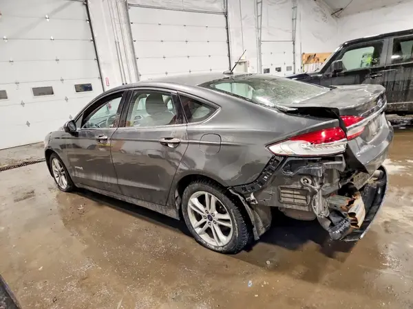 3FA6P0UU0JR216313 2018 FORD FUSION - Image 2