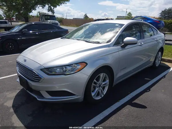 3FA6P0UU0JR235928 2018 FORD FUSION - Image 2