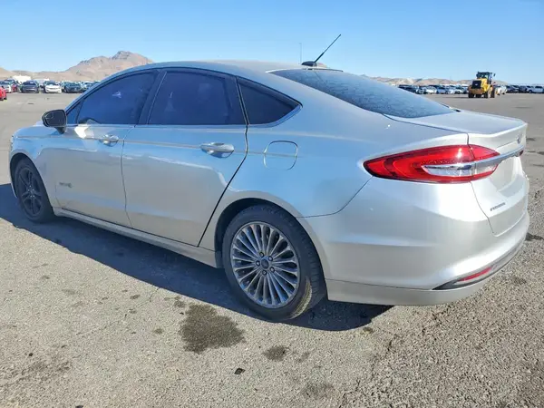 3FA6P0UU0JR242703 2018 FORD FUSION - Image 2