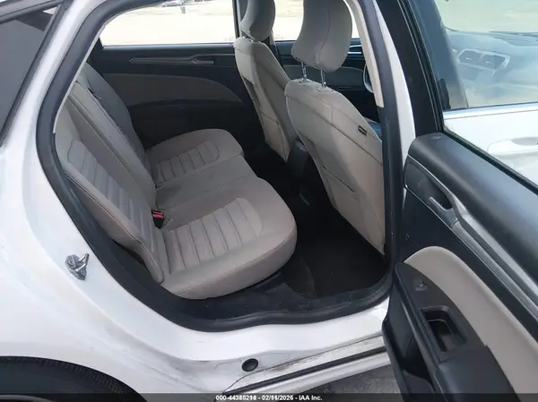 3FA6P0UU0JR254317 2018 FORD FUSION - Image 8