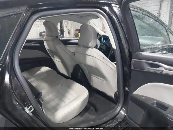 3FA6P0UU0JR271456 2018 FORD FUSION - Image 8
