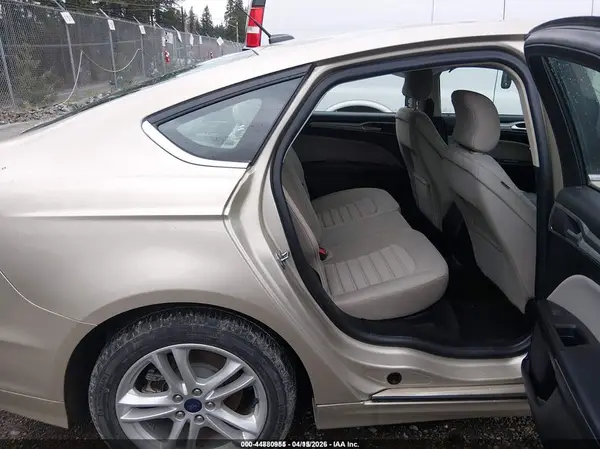 3FA6P0UU0JR271487 2018 FORD FUSION - Image 8