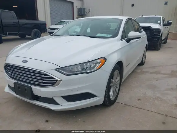3FA6P0UU0JR273711 2018 FORD FUSION - Image 2