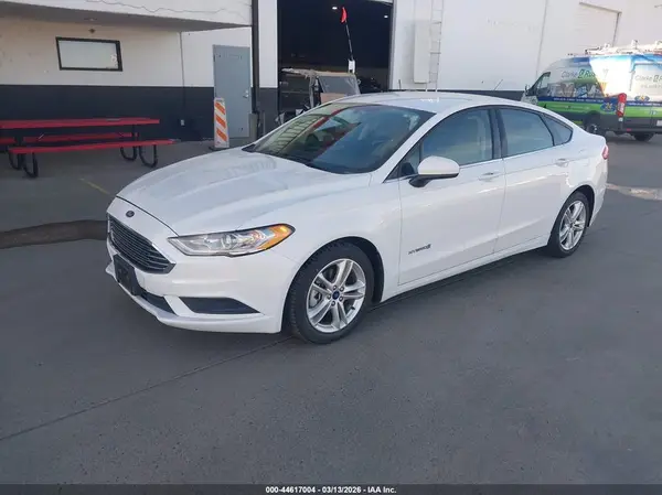 3FA6P0UU0JR278911 2018 FORD FUSION - Image 2