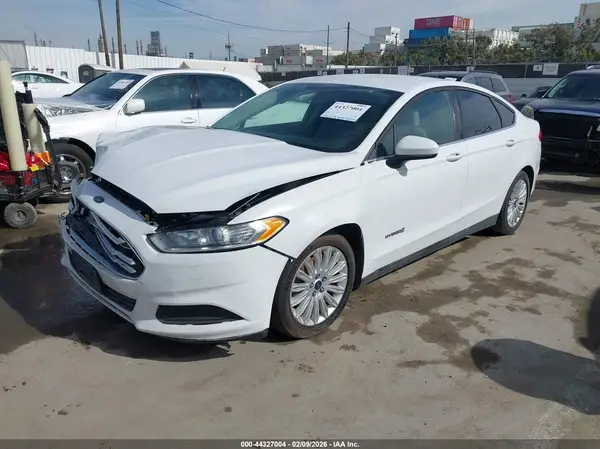 3FA6P0UU1GR234618 2016 FORD FUSION - Image 2