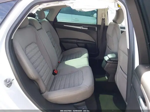 3FA6P0UU1GR234618 2016 FORD FUSION - Image 8