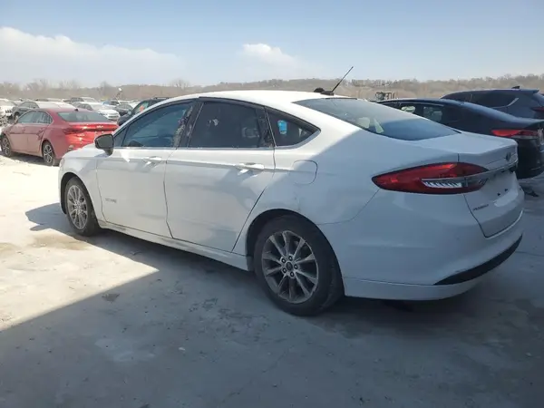 3FA6P0UU1HR310050 2017 FORD FUSION - Image 2