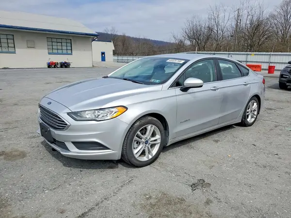 3FA6P0UU1JR100490 2018 FORD FUSION - Image 1