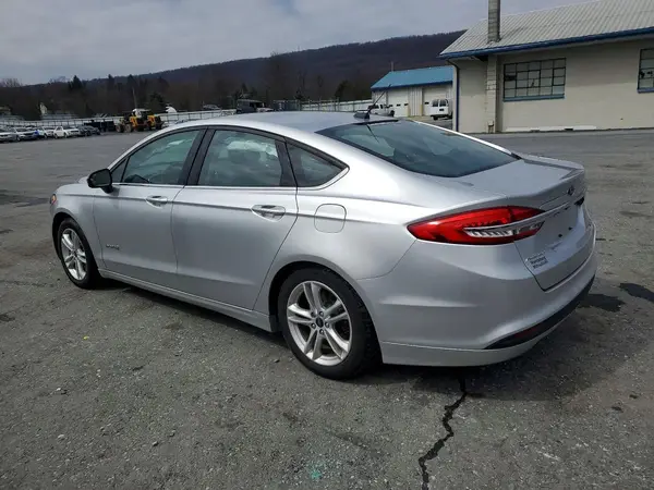 3FA6P0UU1JR100490 2018 FORD FUSION - Image 2