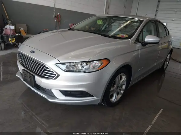 3FA6P0UU1JR122313 2018 FORD FUSION - Image 2