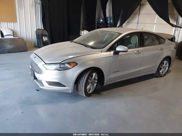 3FA6P0UU1JR122456 2018 FORD FUSION - Image 2