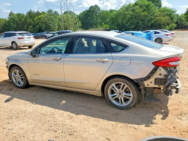 3FA6P0UU1JR122568 2018 FORD FUSION - Image 2