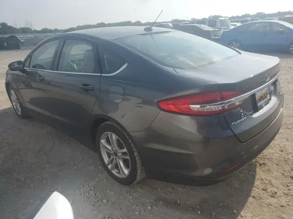 3FA6P0UU1JR122599 2018 FORD FUSION - Image 2