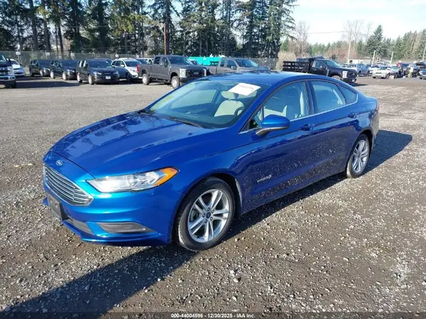 3FA6P0UU1JR142139 2018 FORD FUSION - Image 2