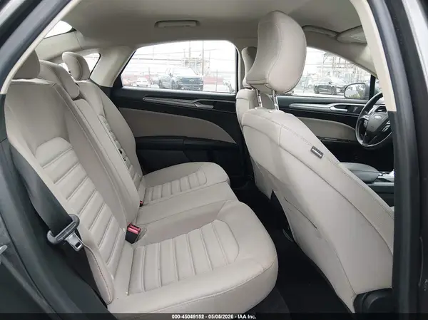 3FA6P0UU1JR142237 2018 FORD FUSION - Image 8